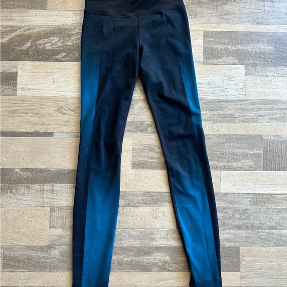 Under Armor black and blue ombre high rise leggings - Picture 2 of 4